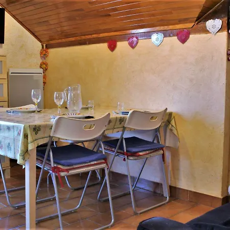 Apartamento Pieds Des Pistes, 2 Cabines, 4 Personnes - 1850 - Fr-1-330-173